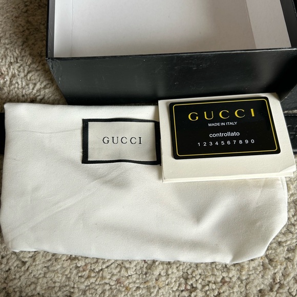 Authentic Gucci adjustable belt - Picture 3 of 6